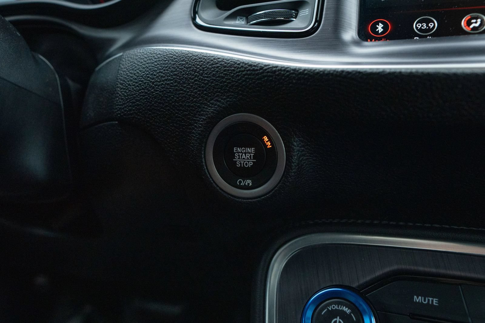 Used 2018 Dodge Challenger SXT Plus RWD image 17