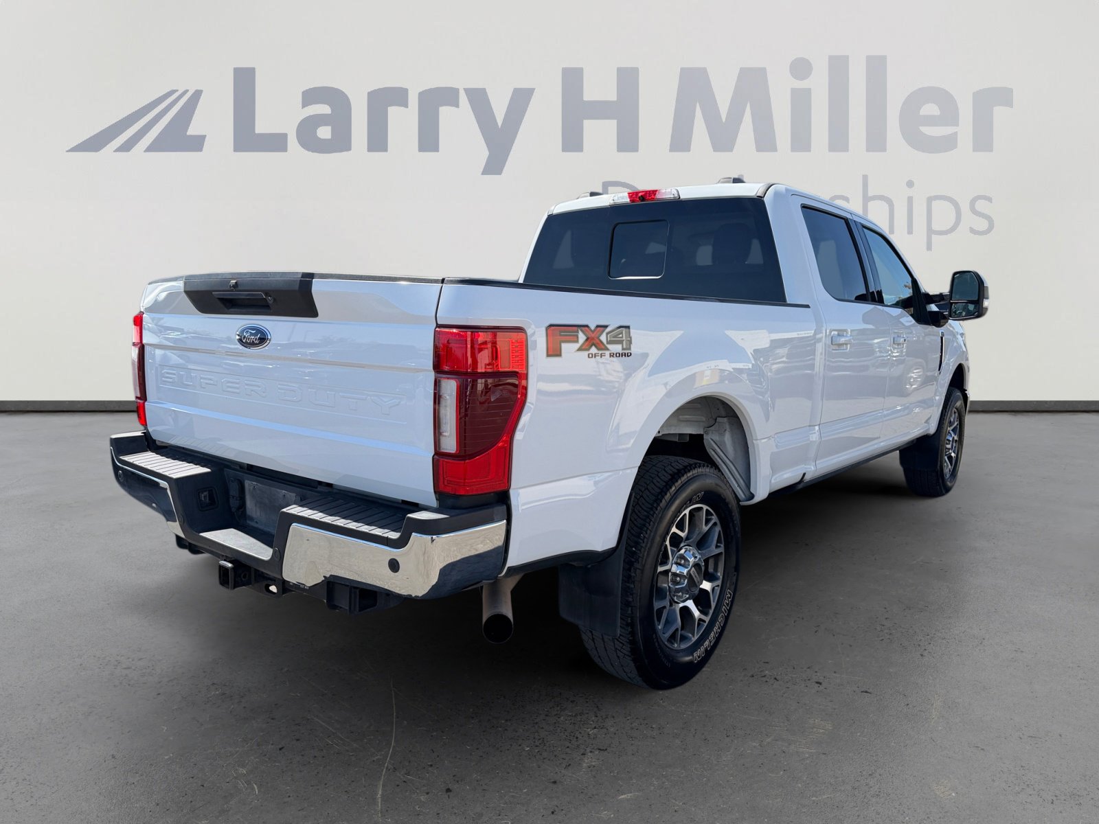 Used 2020 Ford F350 Lariat w/ Lariat Ultimate Package AWD/4WD image 5