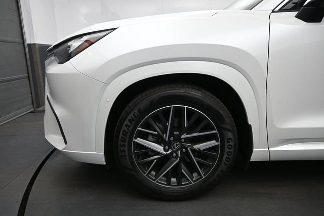 Certified 2025 Lexus TX 350 FWD w/ Technology Package image 9