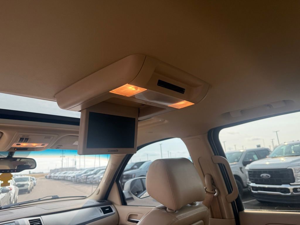 Used 2010 Cadillac Escalade EXT Premium image 10