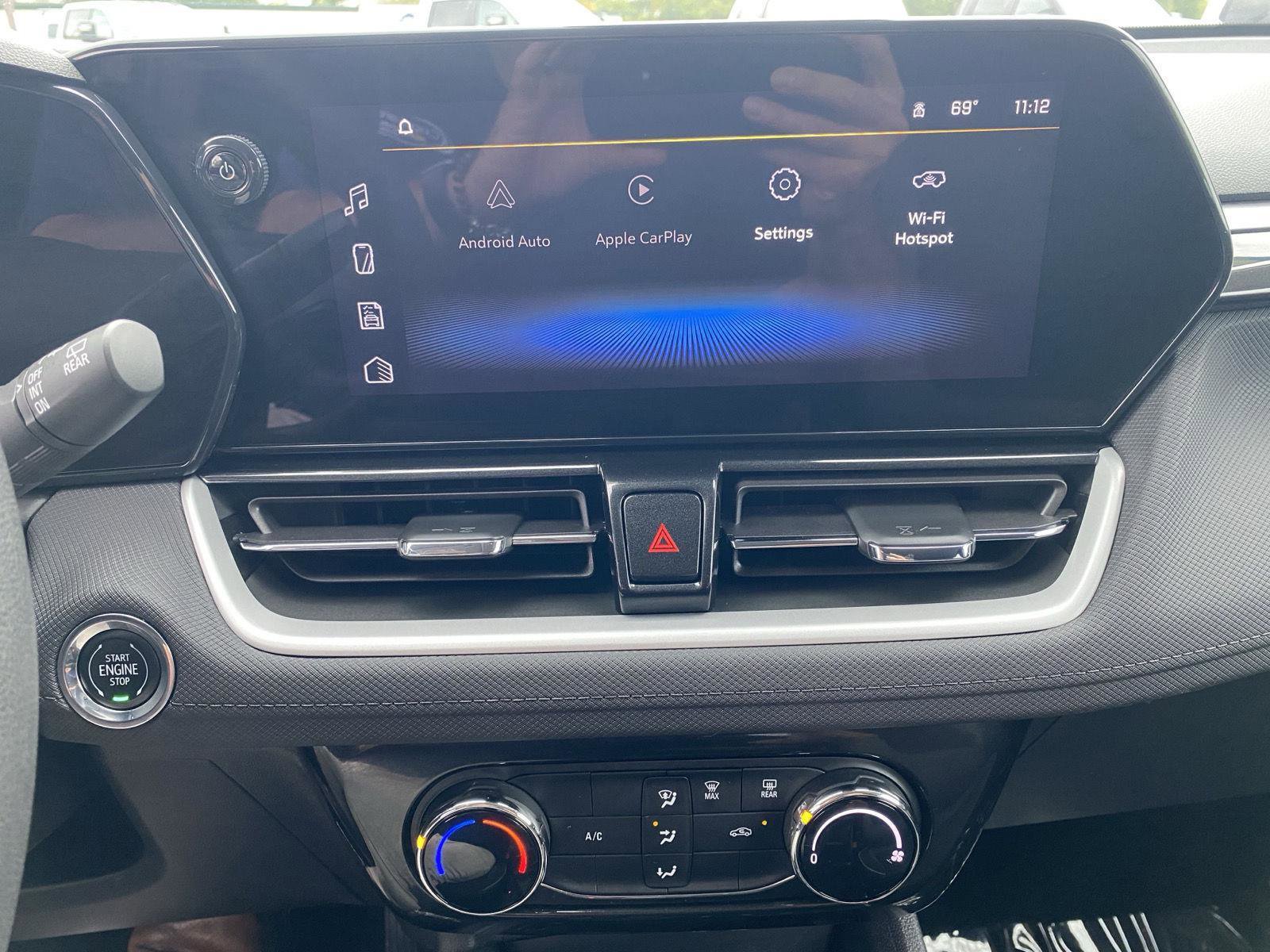 Used 2024 Chevrolet TrailBlazer LT image 15