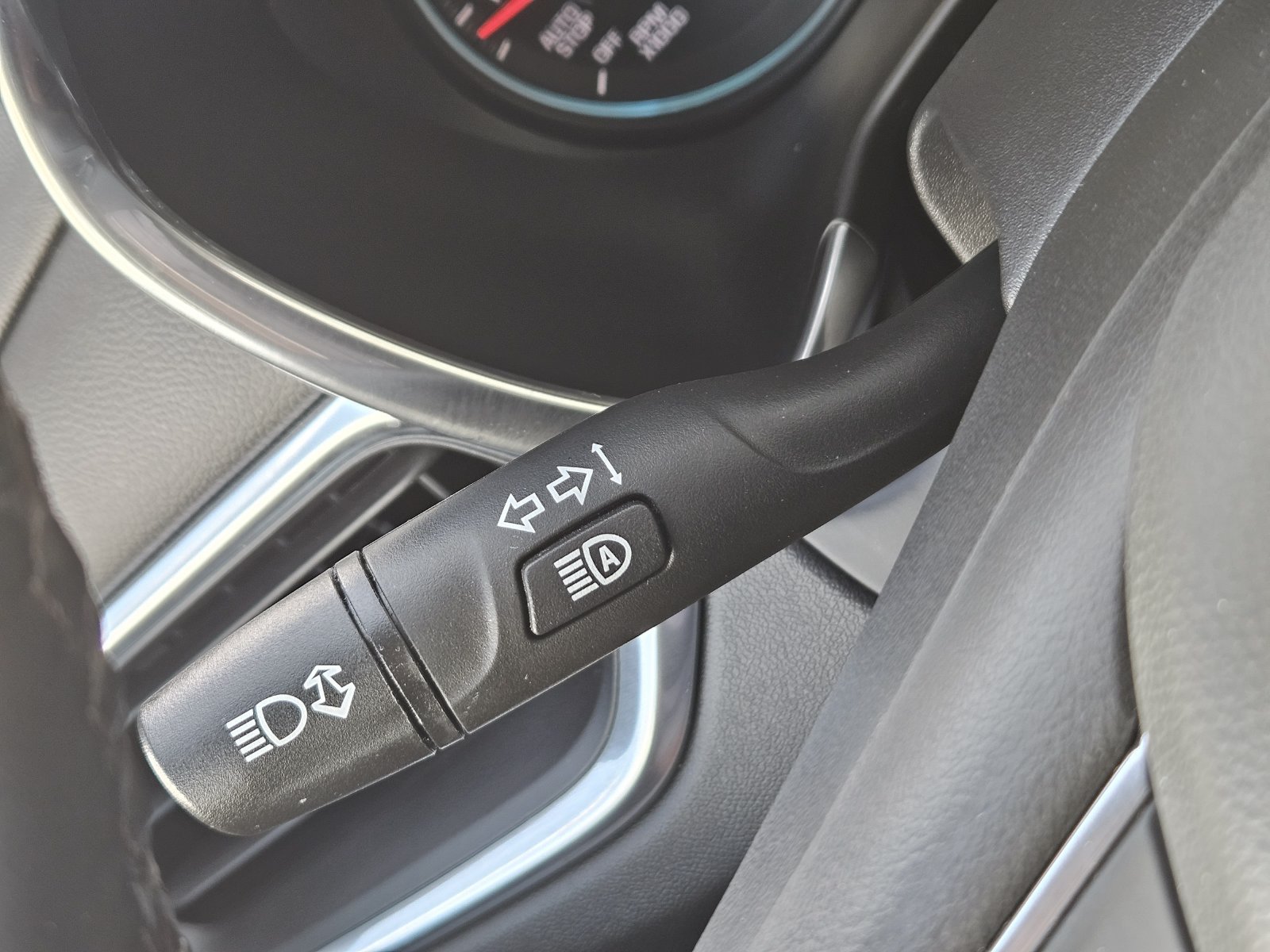 Certified 2024 Chevrolet Equinox LT FWD image 28