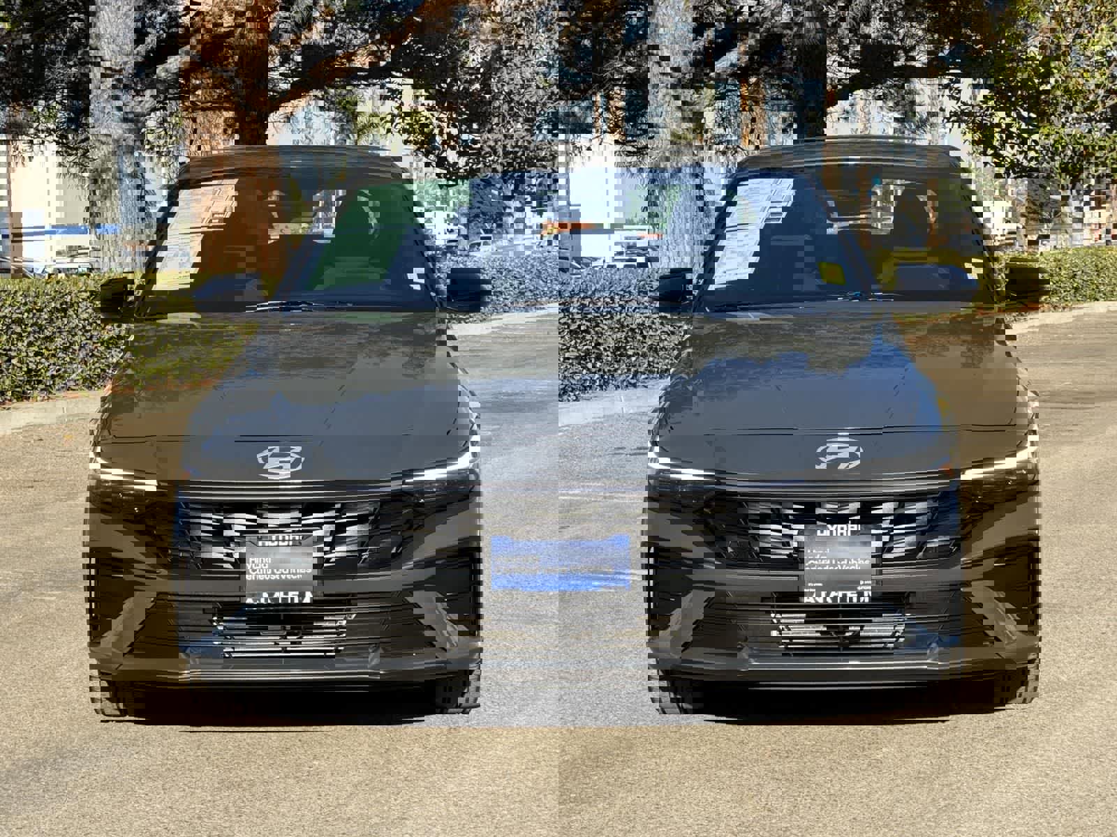 Certified 2025 Hyundai Elantra SEL image 2