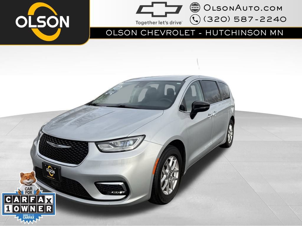 Used 2024 Chrysler Pacifica Touring-L