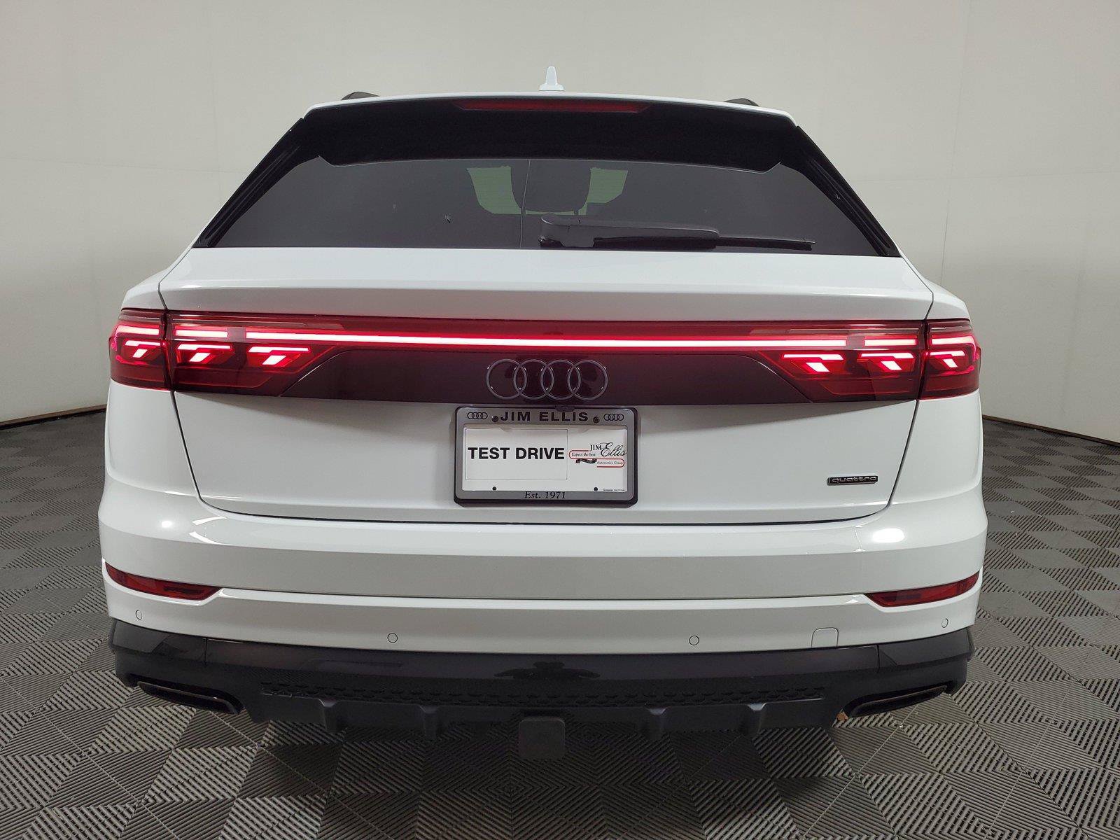 New 2026 Audi Q8 Prestige AWD/4WD image 6