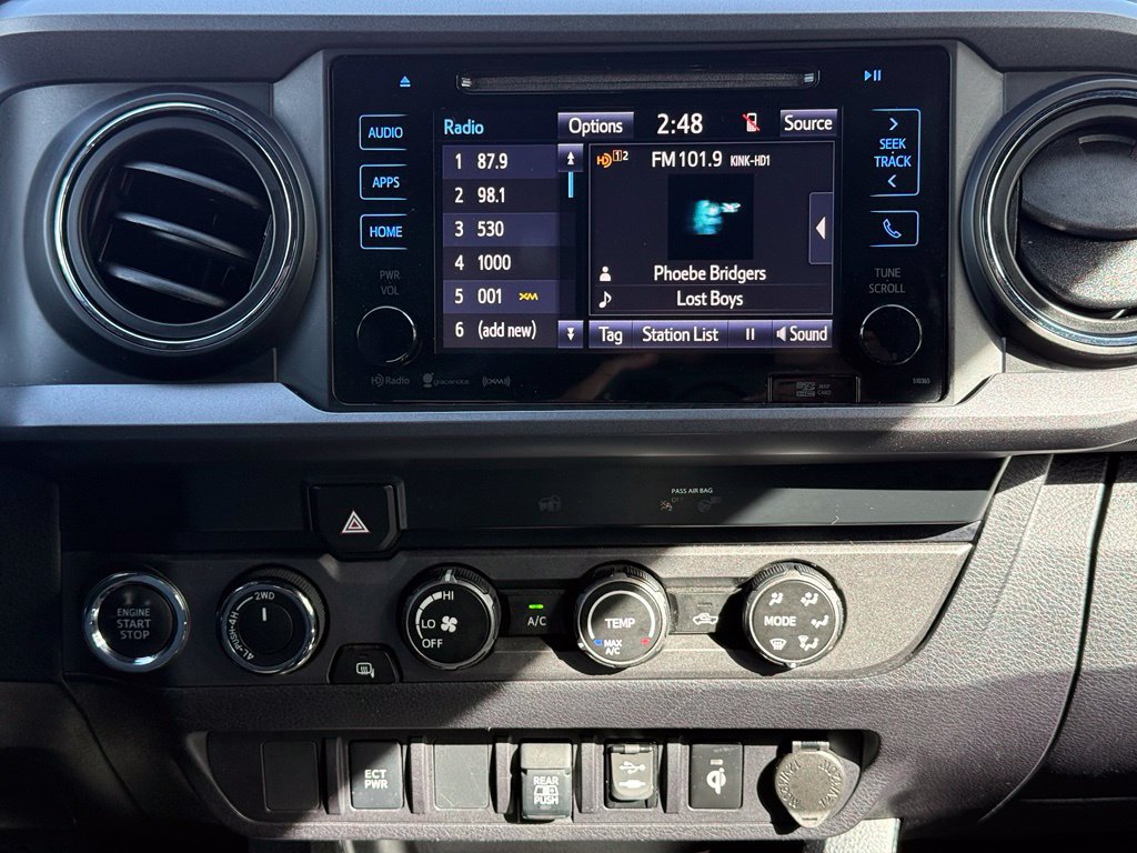 Used 2019 Toyota Tacoma TRD Sport AWD/4WD image 26