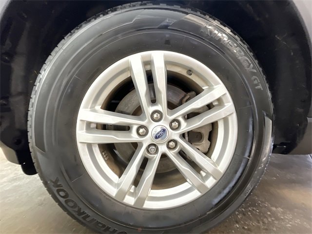 Used 2023 Ford Explorer XLT w/ Equipment Group 202A image 32