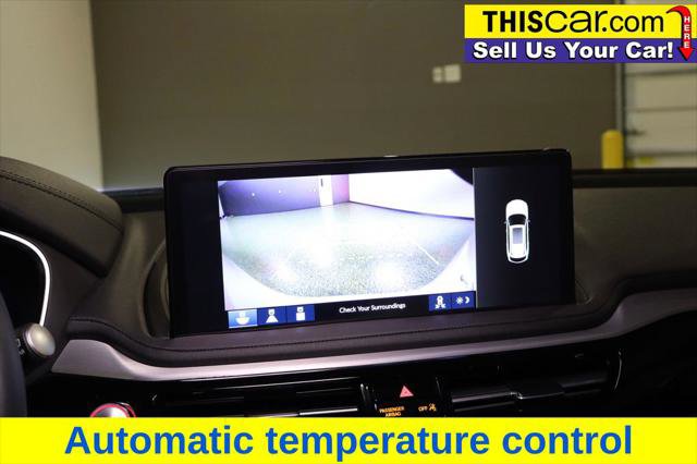 Used 2025 Acura MDX w/ Technology Package image 14