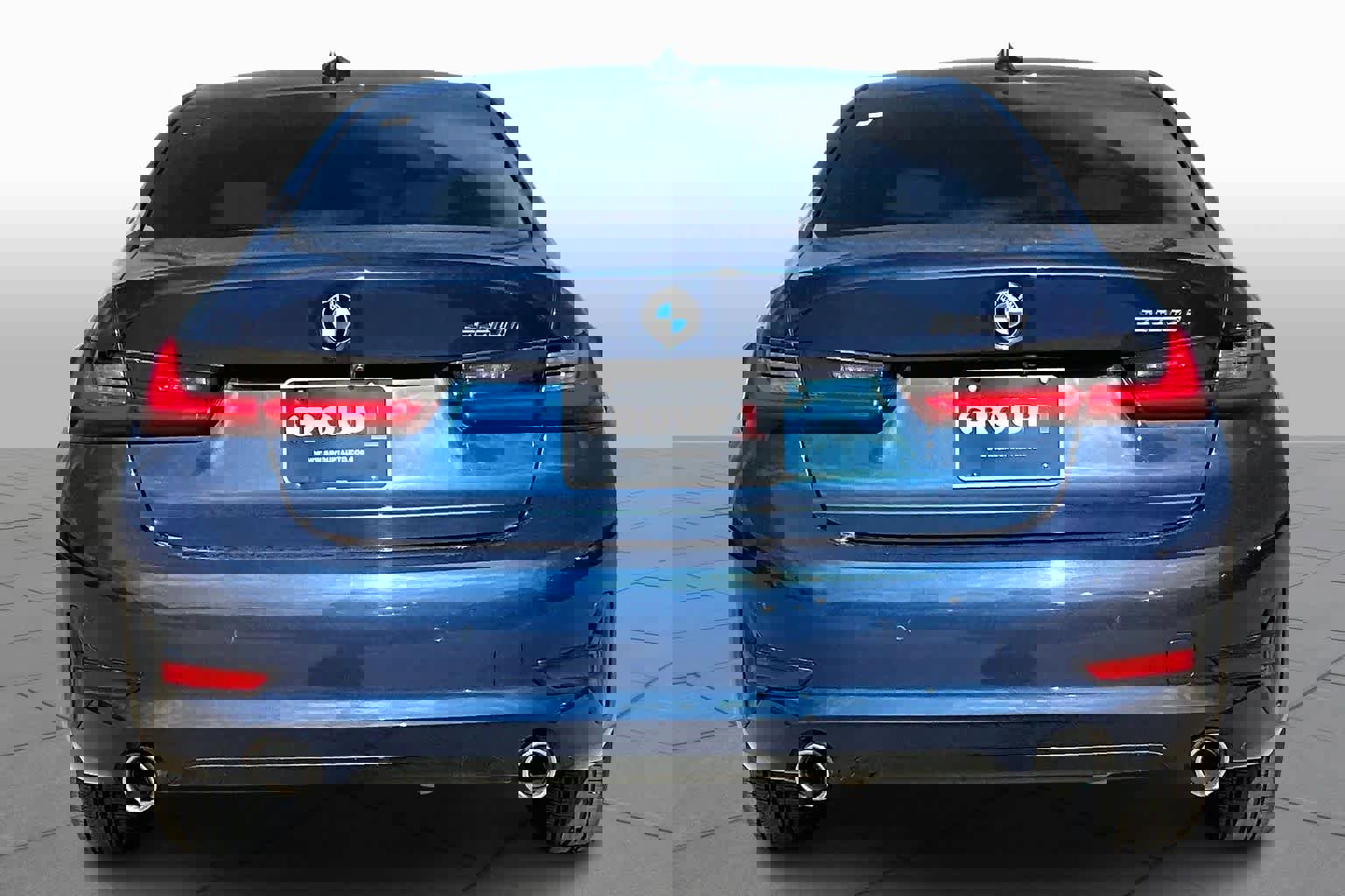 Used 2021 BMW 330i Sedan w/ Premium Package image 8