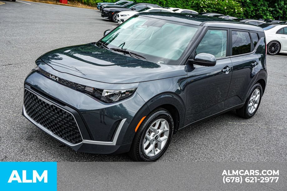 Used 2025 Kia Soul LX w/ LX Technology Package FWD image 15