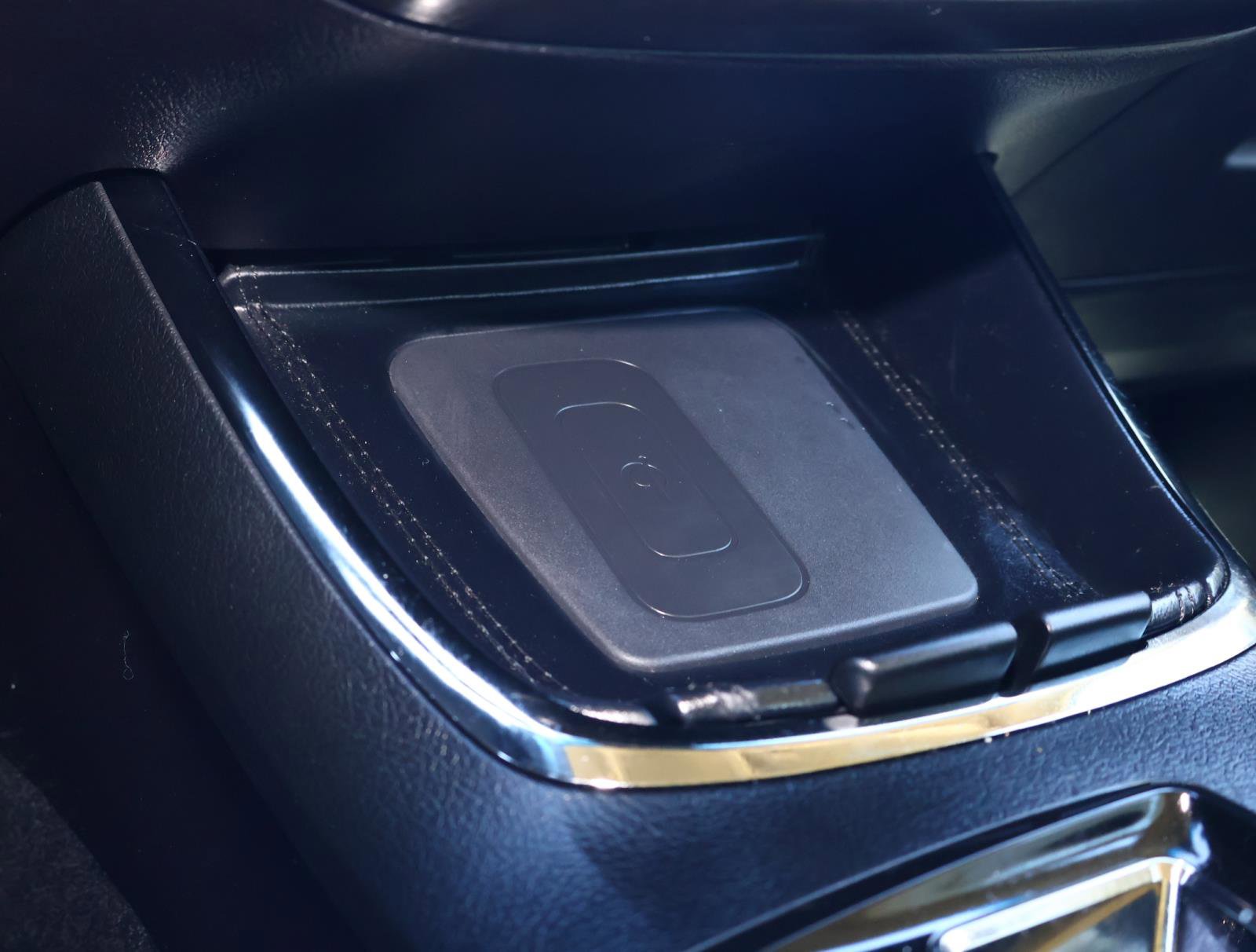 Used 2016 Toyota Avalon Limited w/ Toyota Safety Sense Package image 27