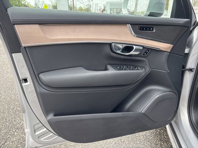 Used 2025 Volvo XC90 B6 Plus AWD/4WD image 18