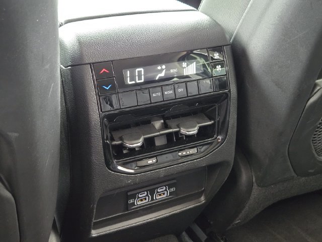 Certified 2024 Jeep Grand Cherokee L Laredo AWD/4WD image 30