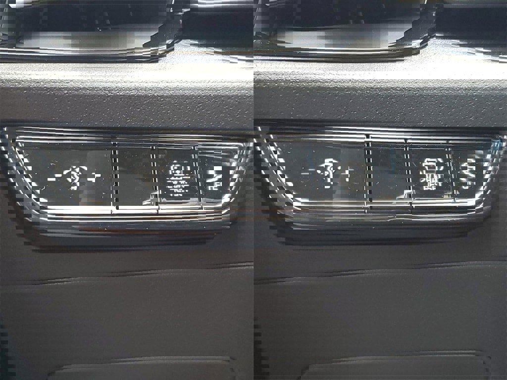 New 2025 Kia Niro EX image 20