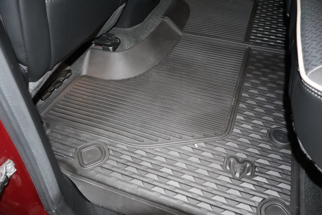 Used 2022 RAM 1500 Laramie AWD/4WD image 51