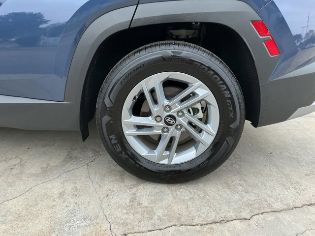 Used 2025 Hyundai Tucson SE FWD image 35