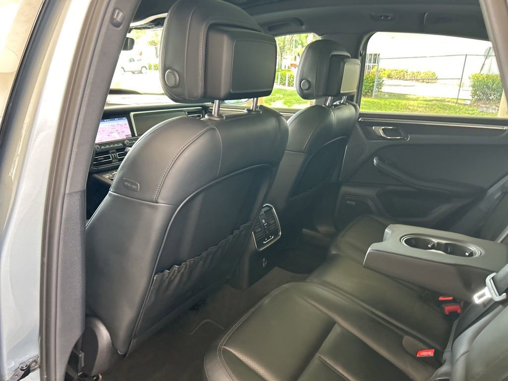 Used 2021 Porsche Macan GTS w/ Premium Package Plus (PF9) image 37