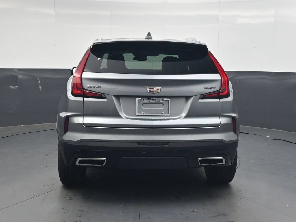 Used 2025 Cadillac XT4 Premium Luxury FWD image 5