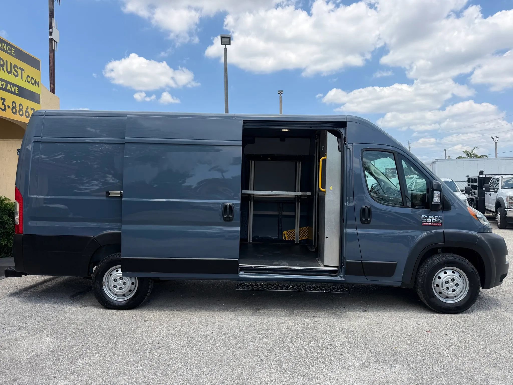 Used 2021 RAM ProMaster 3500 FWD image 8