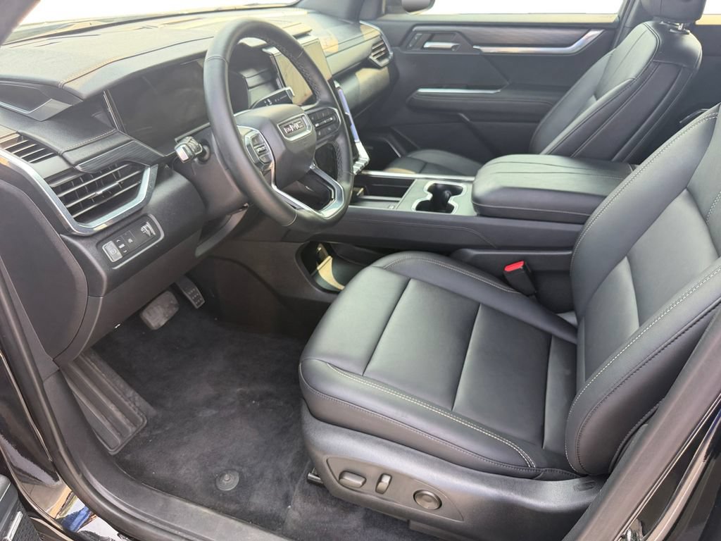 Used 2024 GMC Acadia Elevation w/ Black Edition FWD image 10