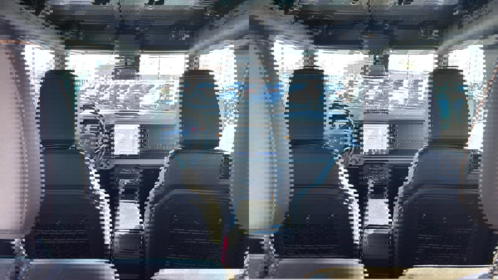 Used 2022 Ford Bronco Badlands image 20