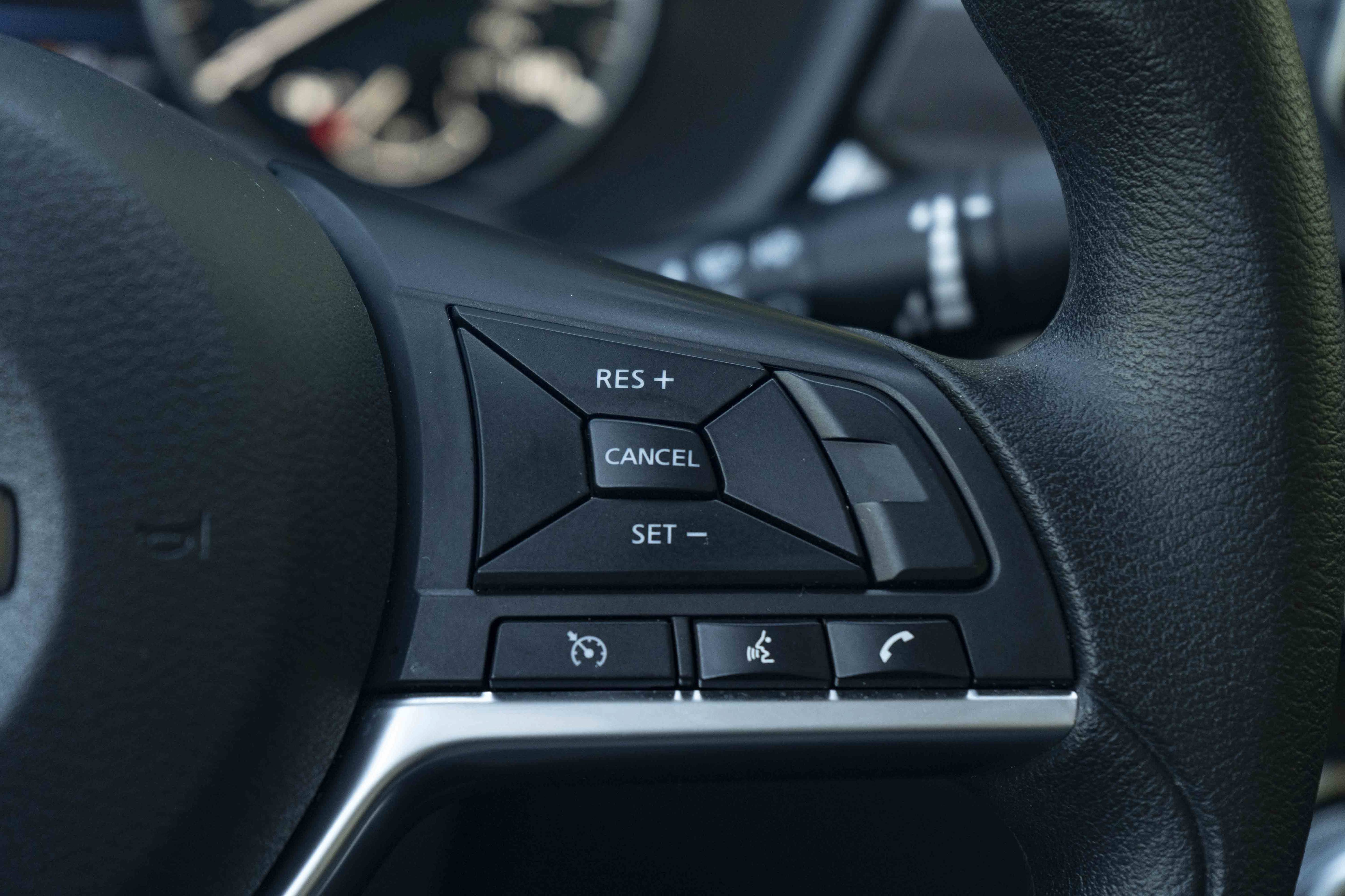Used 2025 Nissan Altima 2.5 SV FWD image 21