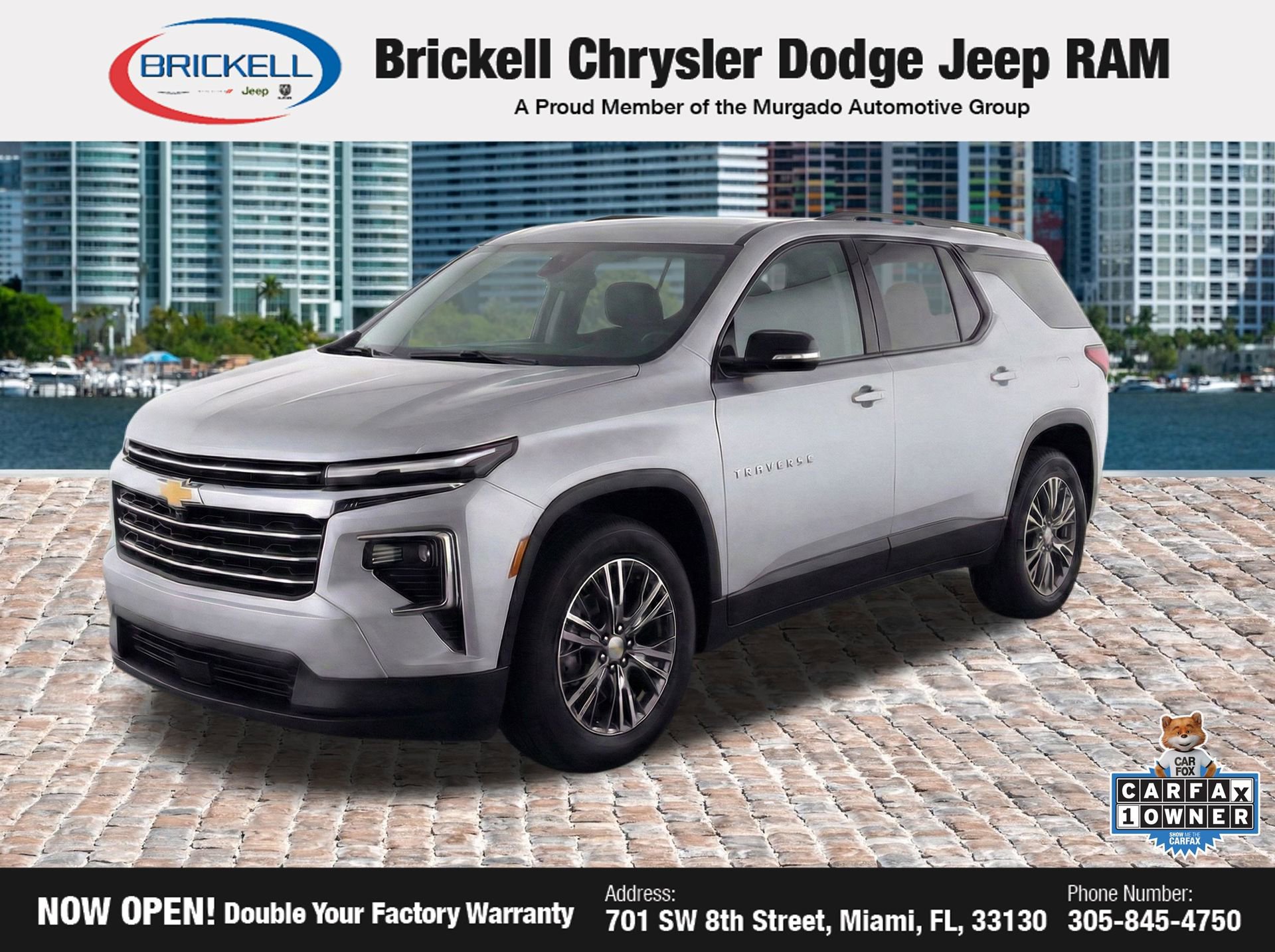 Used 2024 Chevrolet Traverse LT image 1