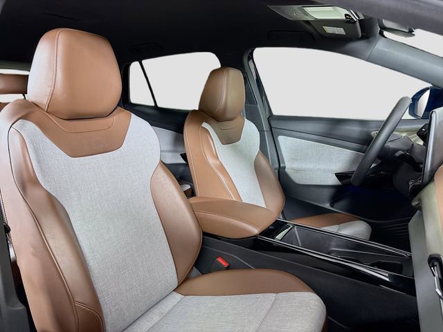 Used 2023 Volkswagen ID.4 Pro image 29