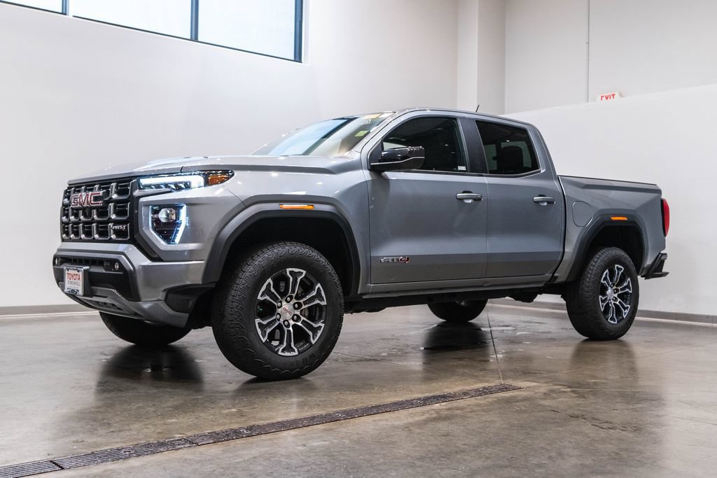 Used 2024 GMC Canyon AT4 w/ Technology Package AWD/4WD image 3