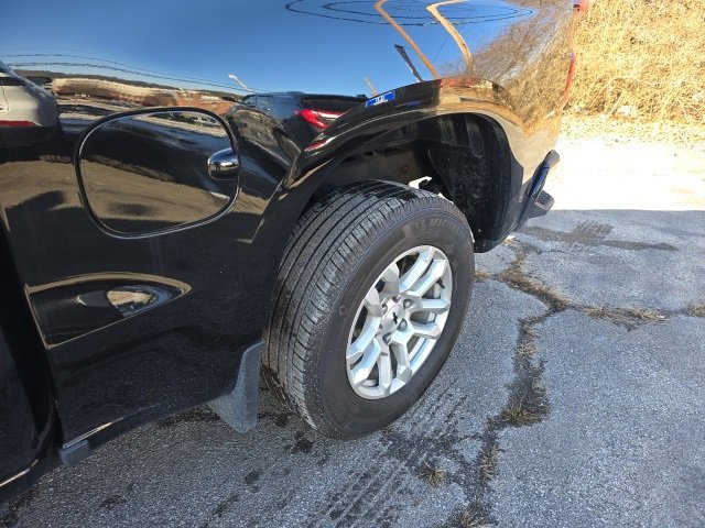 Used 2023 Chevrolet Silverado 1500 RST image 12