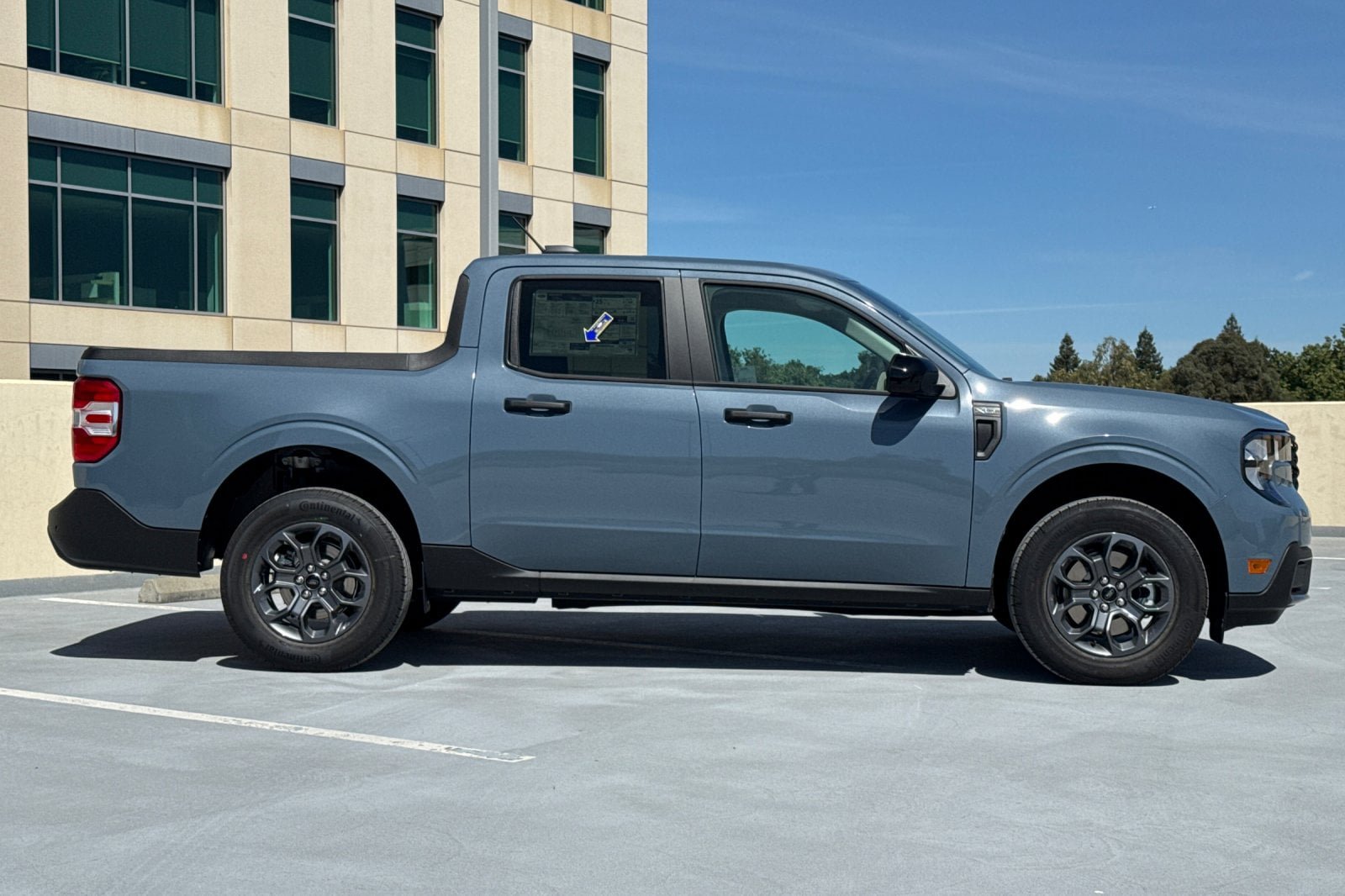 New 2026 Ford Maverick XLT w/ XLT Luxury Package AWD/4WD image 3