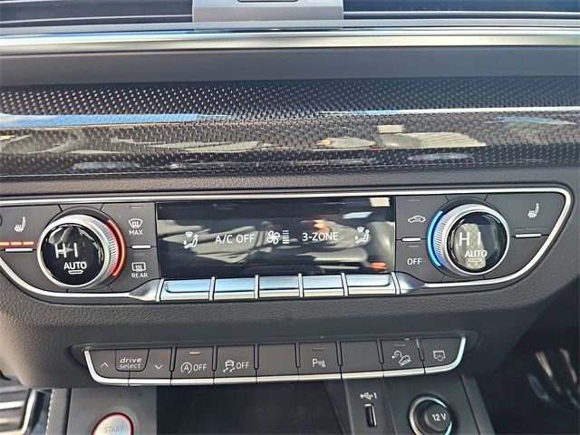 Used 2023 Audi SQ5 Premium Plus w/ Premium Plus Package image 20