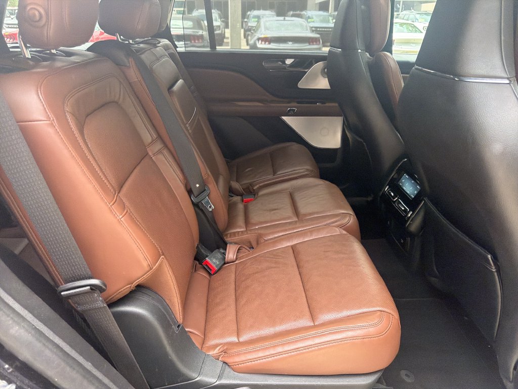 Used 2020 Lincoln Aviator Reserve w/ Equipment Group 202A AWD/4WD image 31