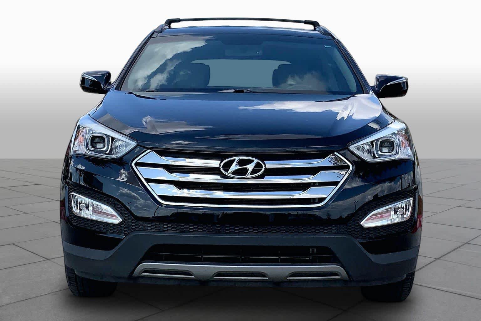 Used 2014 Hyundai Santa Fe Sport w/ Premium Equipment Package 03 FWD image 4