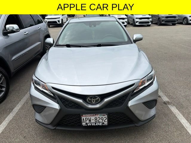 Used 2019 Toyota Camry FWD image 2