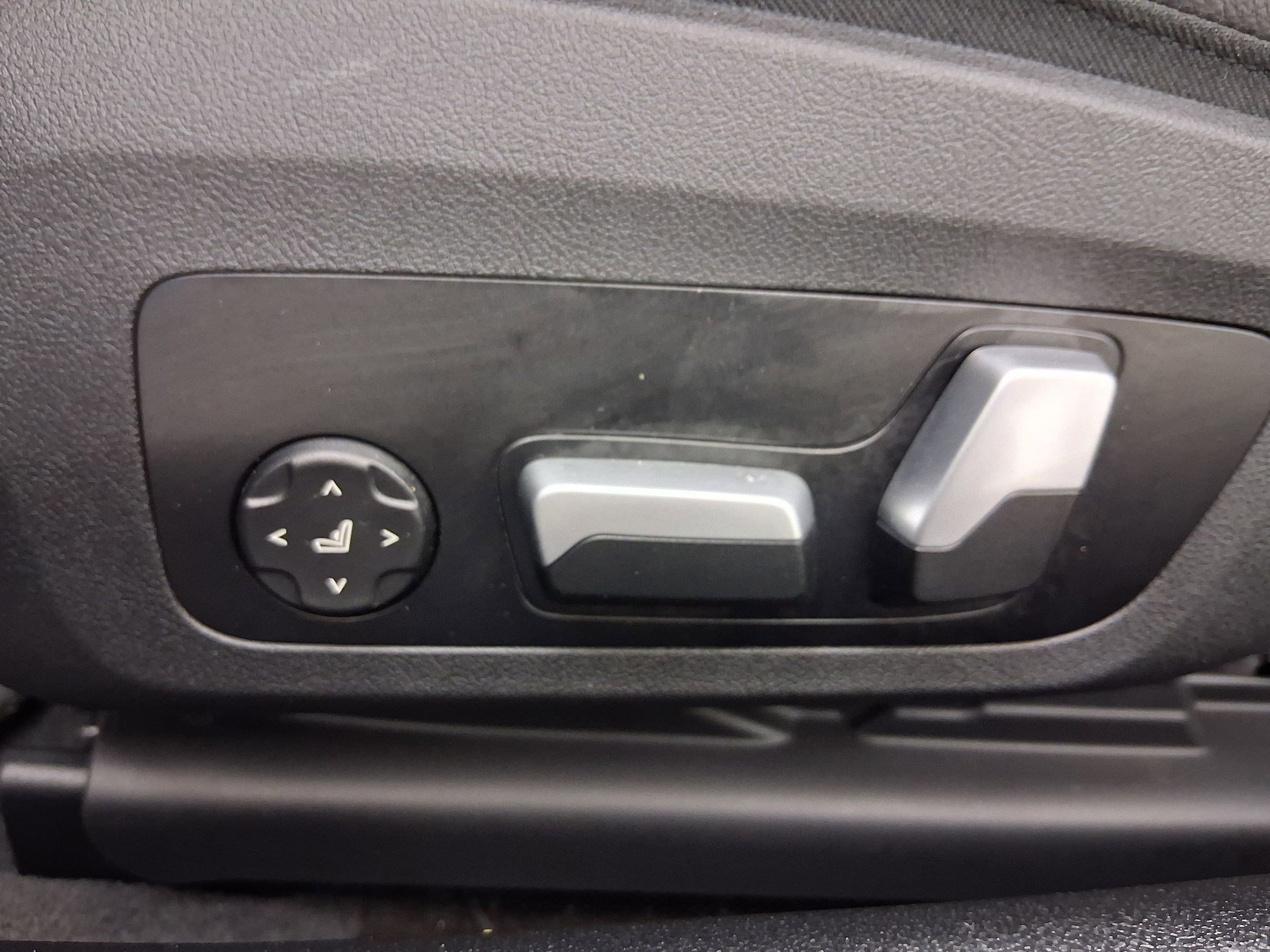 Certified 2023 BMW 430i 430i w/ M Sport Package image 13