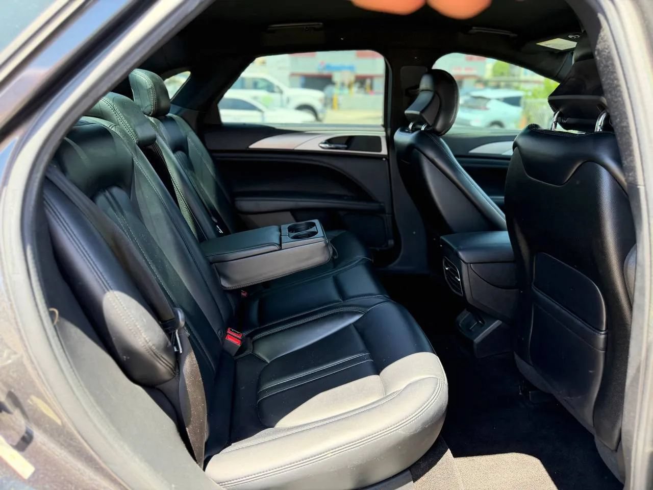 Used 2017 Lincoln MKZ Premiere FWD image 30