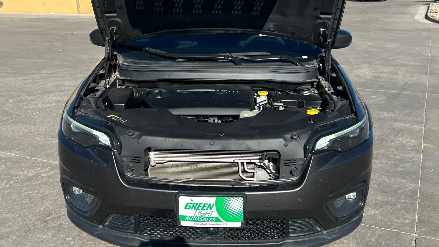 Used 2021 Jeep Cherokee Latitude Lux w/ Comfort/Convenience Group image 11