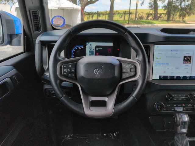 Used 2024 Ford Bronco Outer Banks AWD/4WD image 15