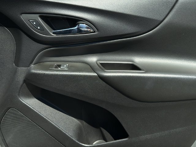 Used 2024 Chevrolet Equinox LT AWD/4WD image 35