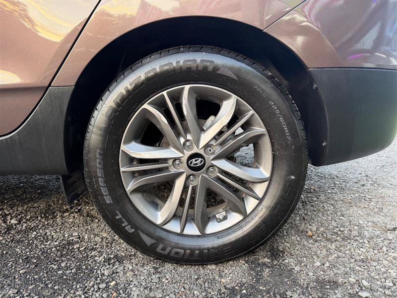 Used 2015 Hyundai Tucson GLS w/ Option Group 02 FWD image 10