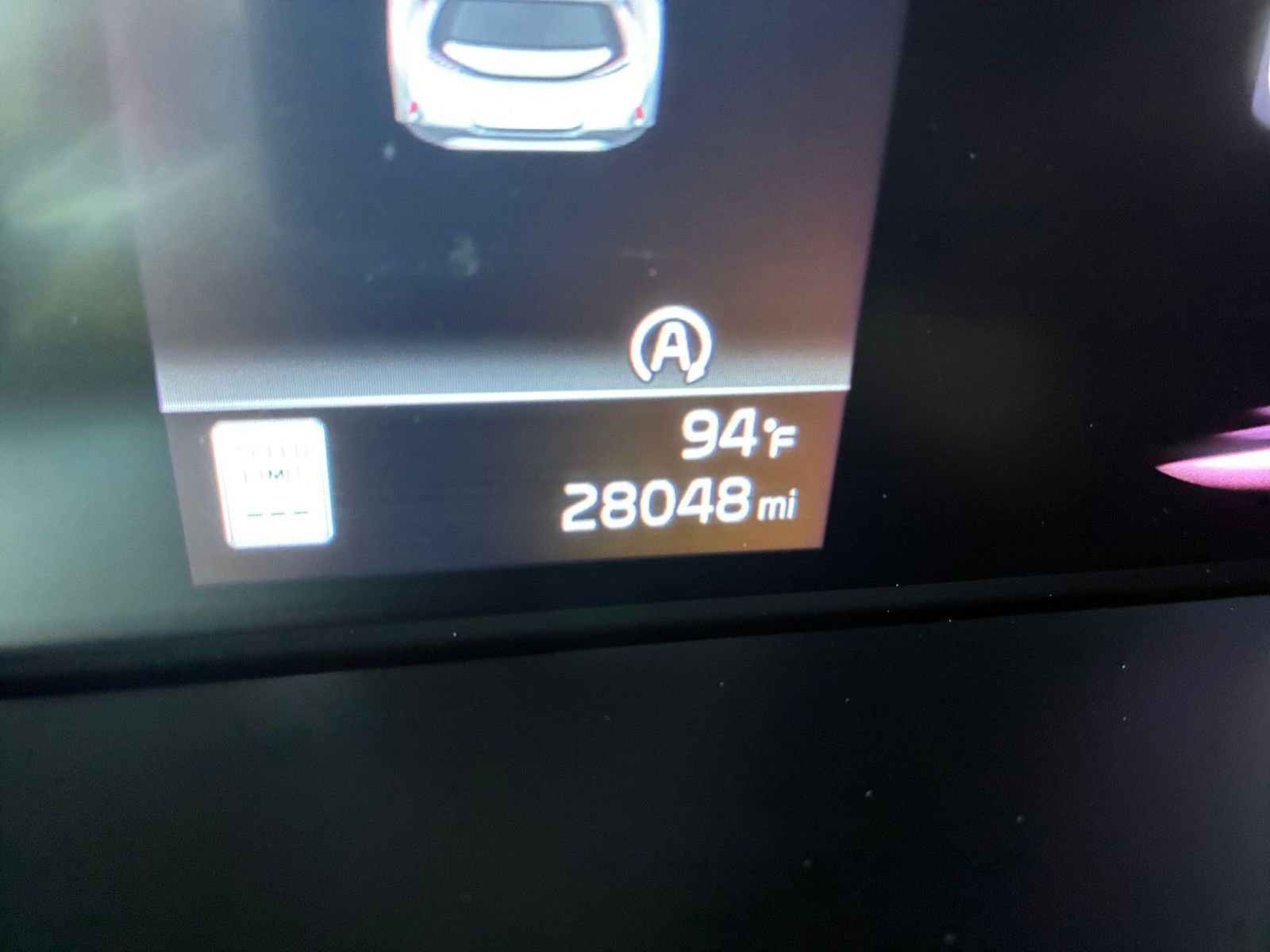 Used 2025 Kia Soul LX w/ LX Technology Package FWD image 40
