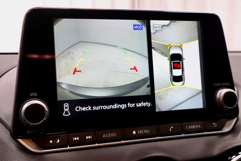 Certified 2023 Nissan Sentra SR w/ SR Premium Package image 3