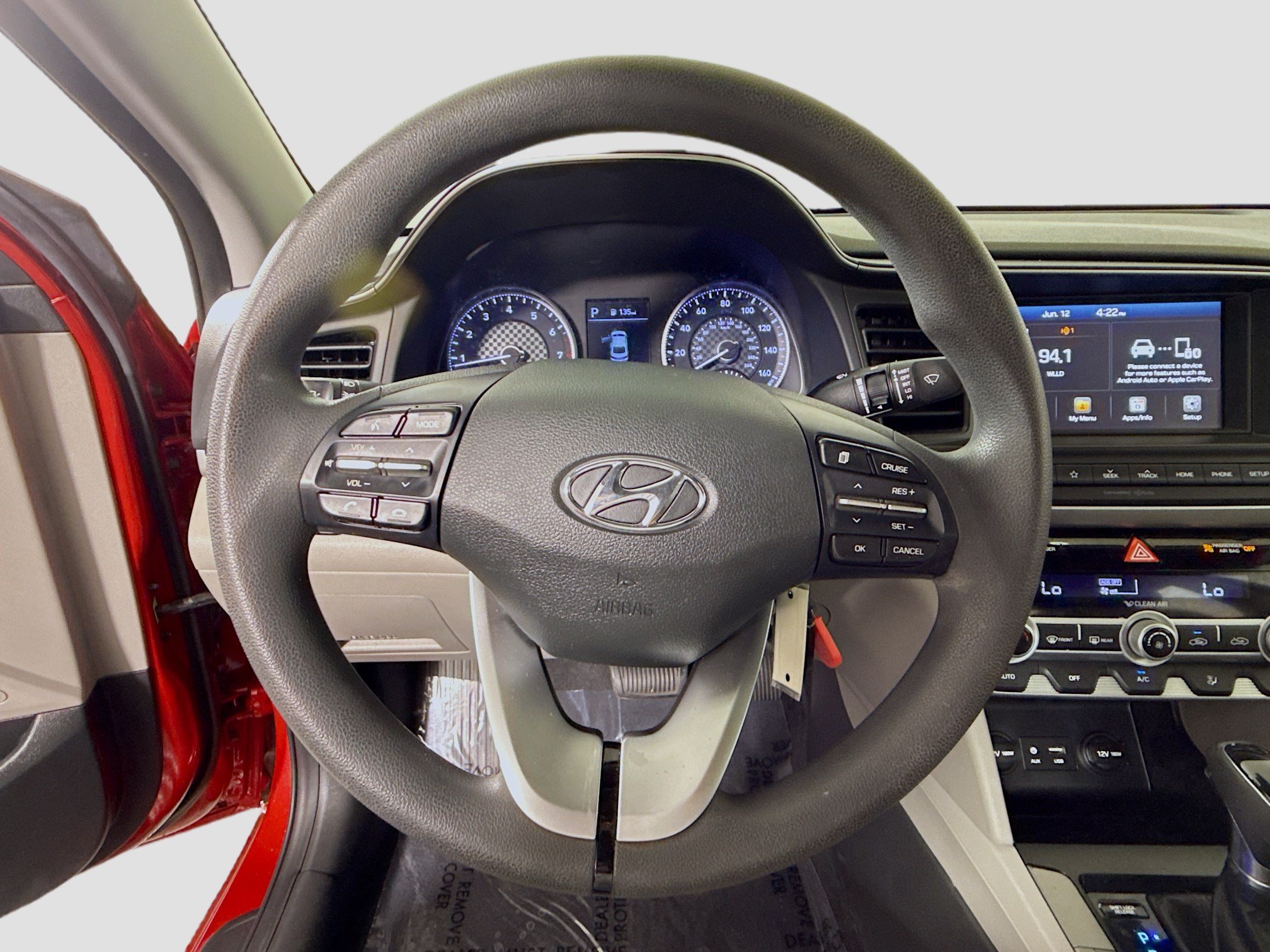 Used 2020 Hyundai Elantra SEL FWD image 13