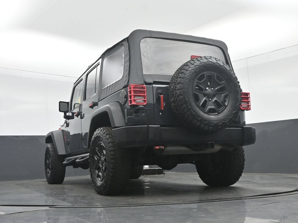 Used 2016 Jeep Wrangler Unlimited Rubicon w/ Connectivity Group AWD/4WD image 45