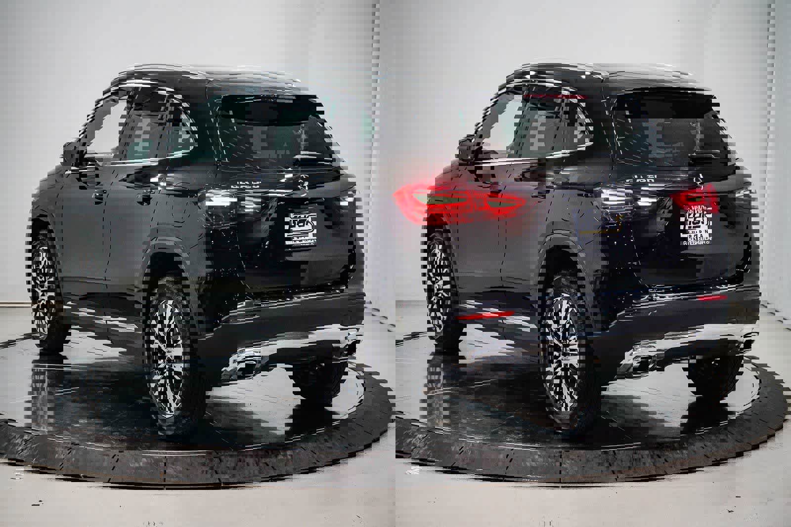 Used 2026 Mercedes-Benz GLA 250 image 2