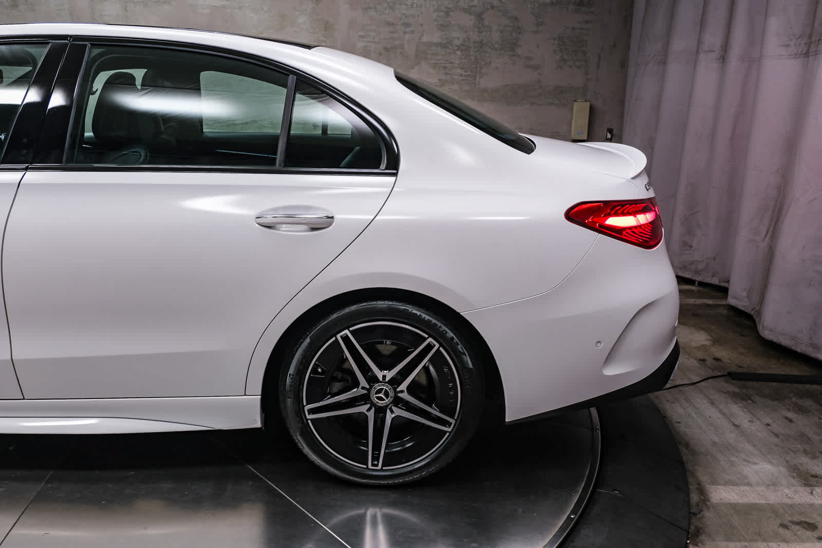 Used 2022 Mercedes-Benz C 300 Sedan image 8