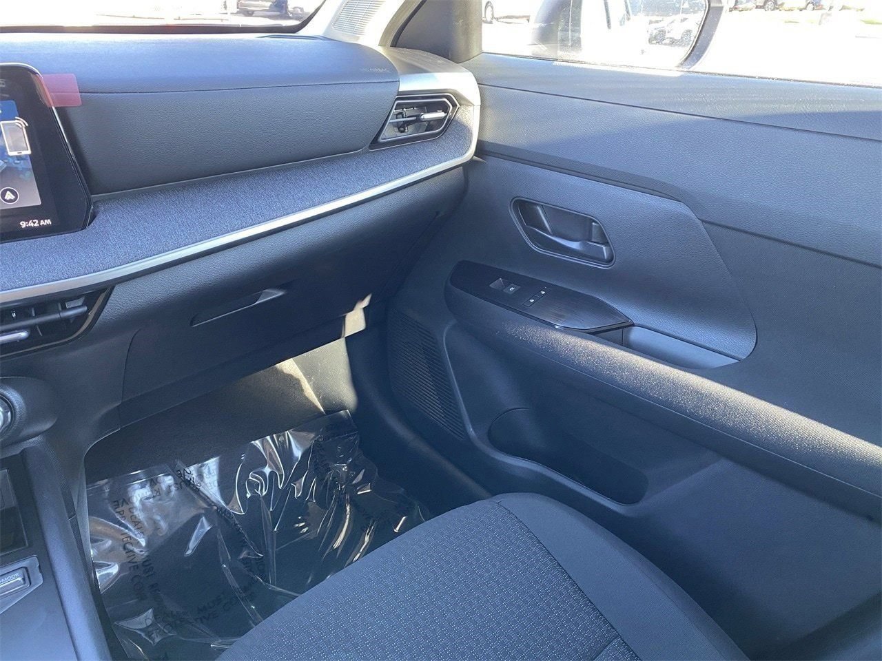 New 2026 Nissan Kicks S FWD image 18