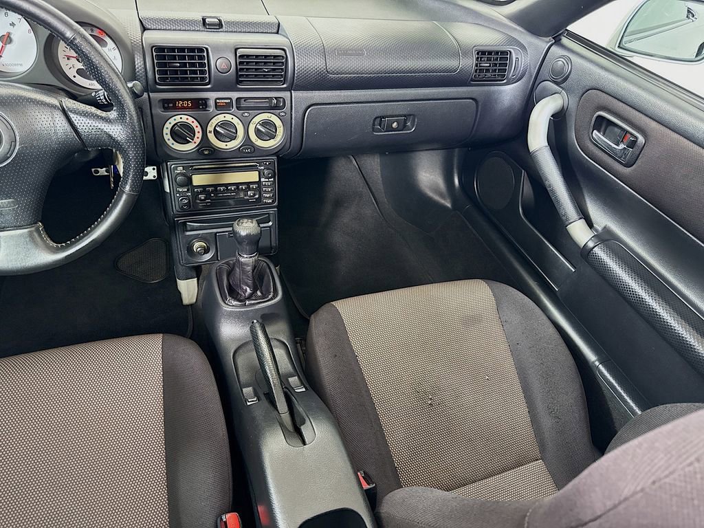 Used 2000 Toyota MR2 image 21