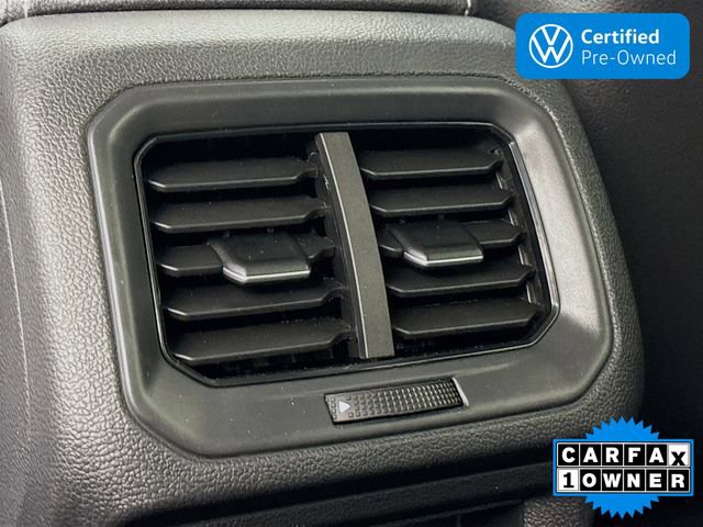 Certified 2024 Volkswagen Taos SE image 25